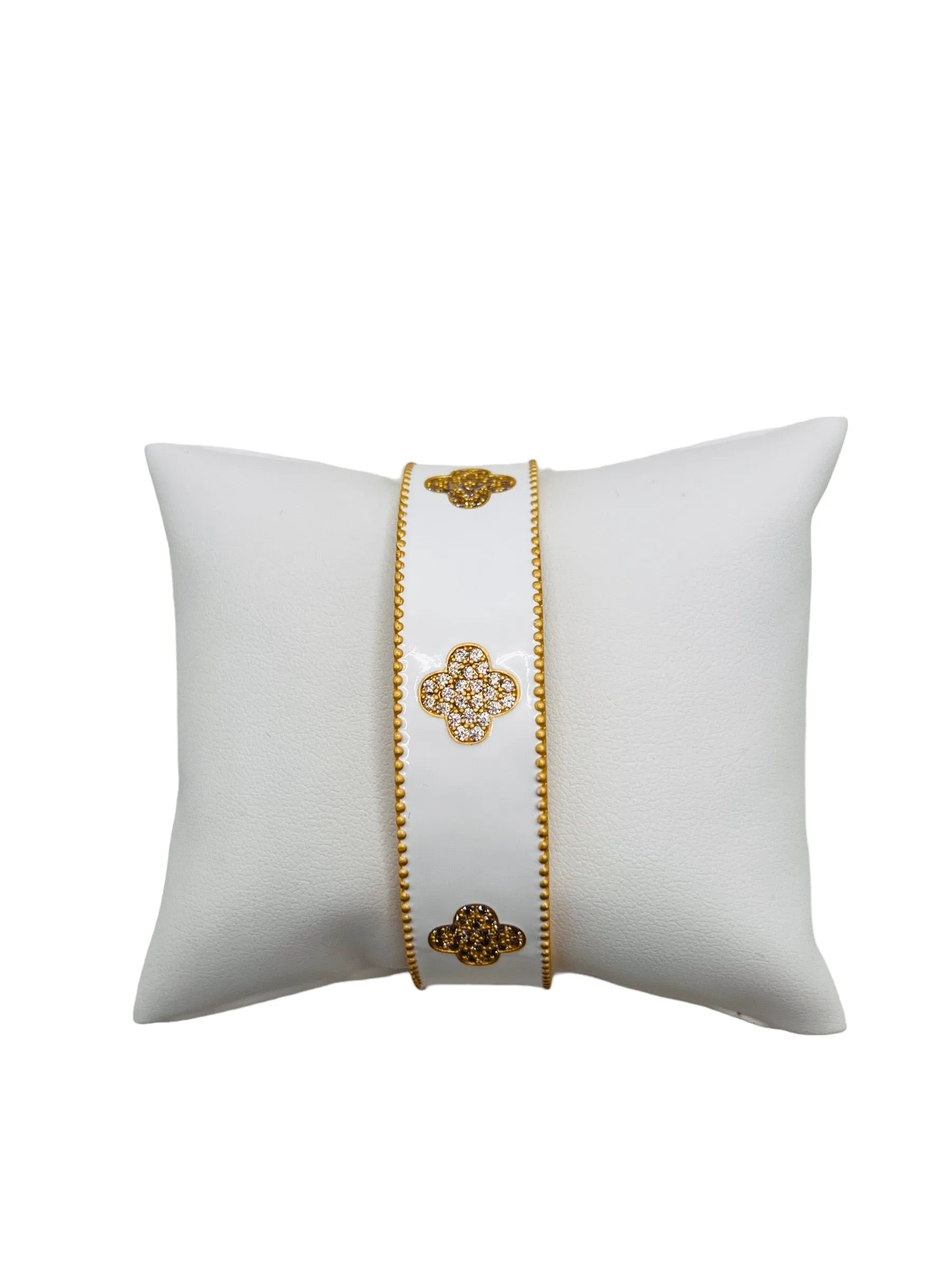 3 Clover Bangle
