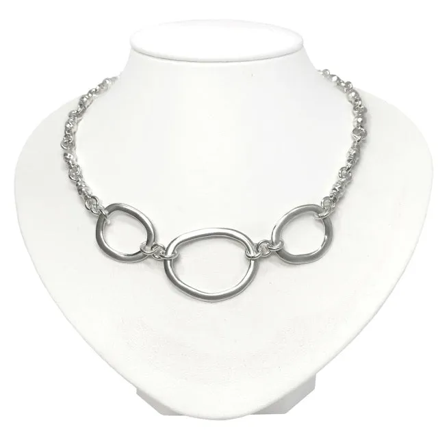 Trio Circlet on Gravelle Chain